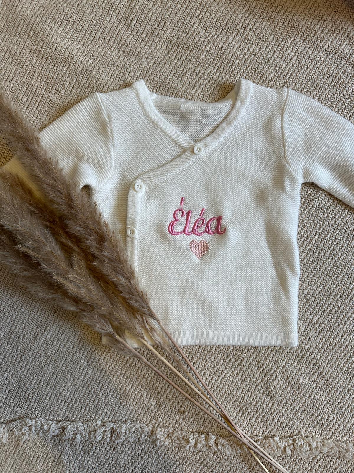 Gilet croisé en maille bébé