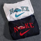 Sweatshirt brodé NKE voiture